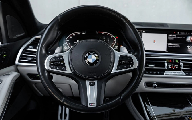 BMW X7 cena 259000 przebieg: 178000, rok produkcji 2019 z Kielce małe 562